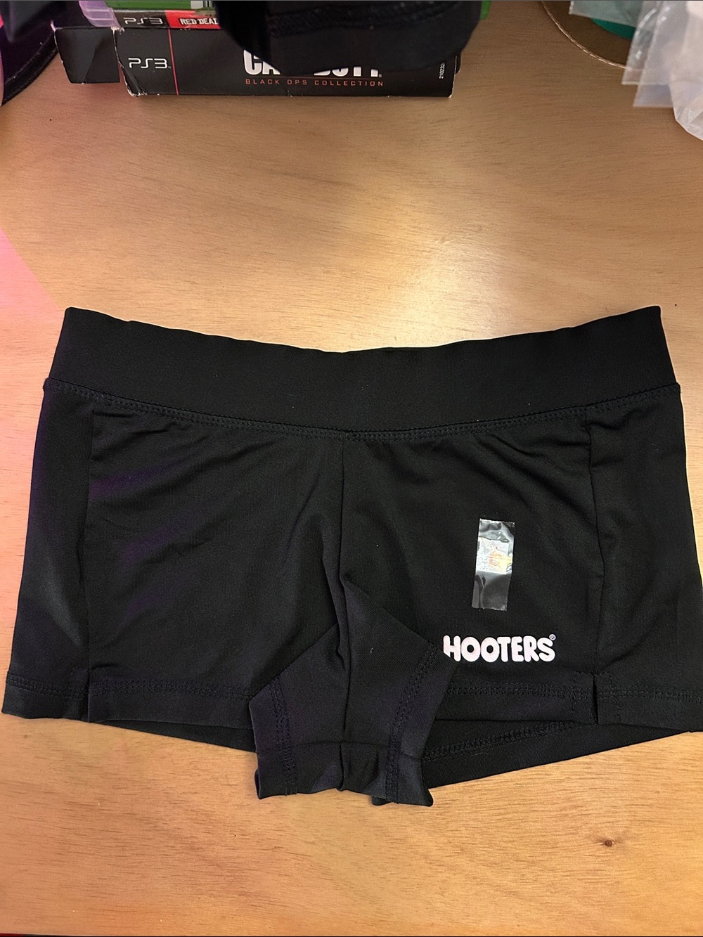 B86-6 Free w/Hooters $35 Bundle or Purchase Hooters Girl worn Uniform Shorts Xxs